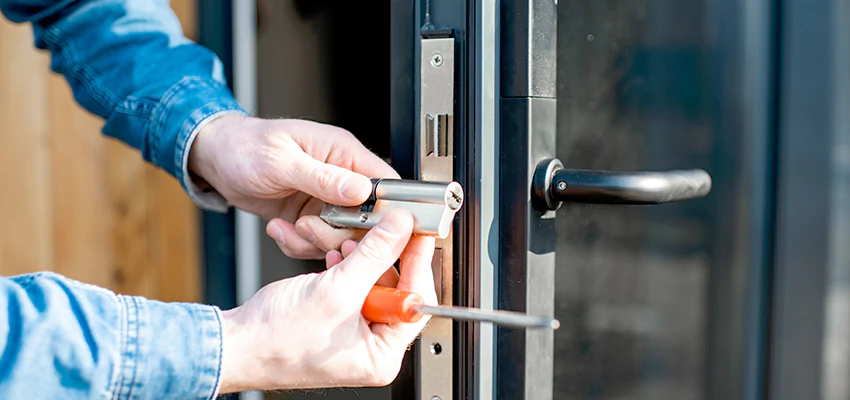 Eviction Locksmith For Lock Repair in Edgewater, NJ