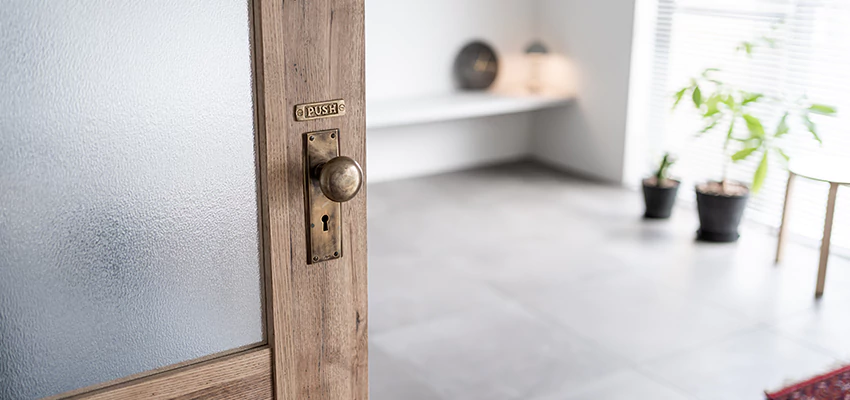 Deadbolt Door Lock Knob Repair in Edgewater, New Jersey